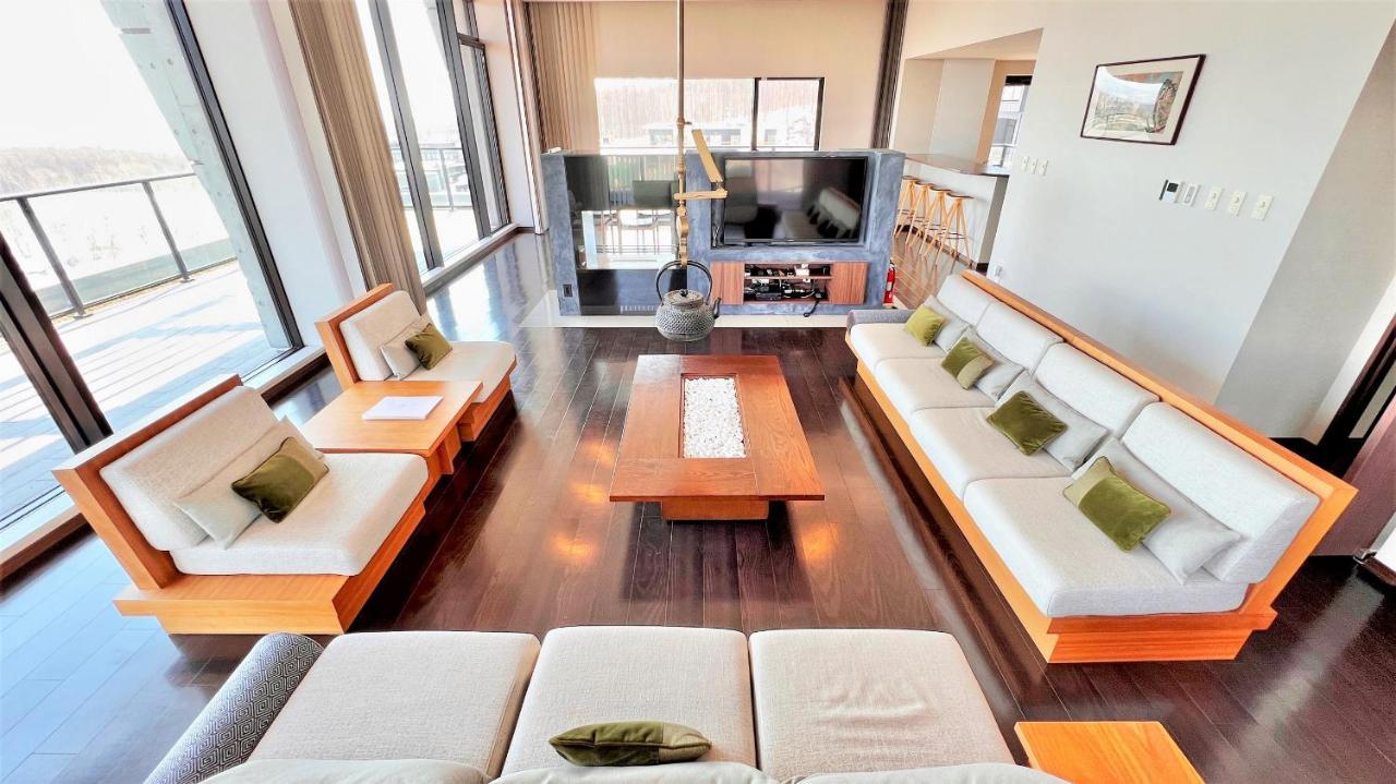 Miru Nozomi Views Aparthotel Кучан Екстериор снимка