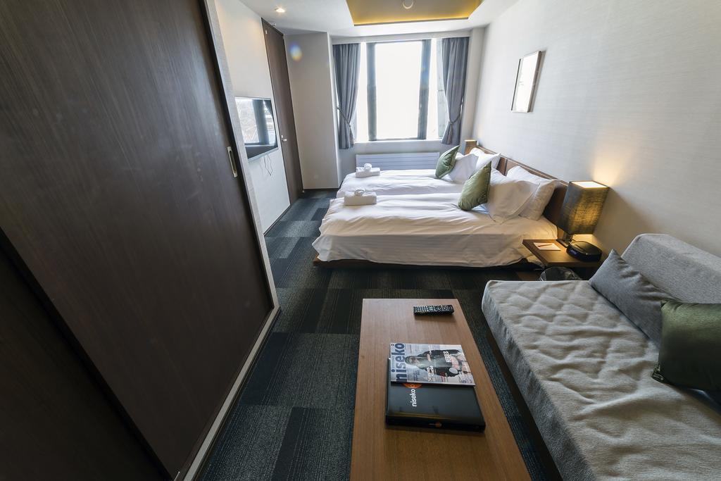 Miru Nozomi Views Aparthotel Кучан Екстериор снимка