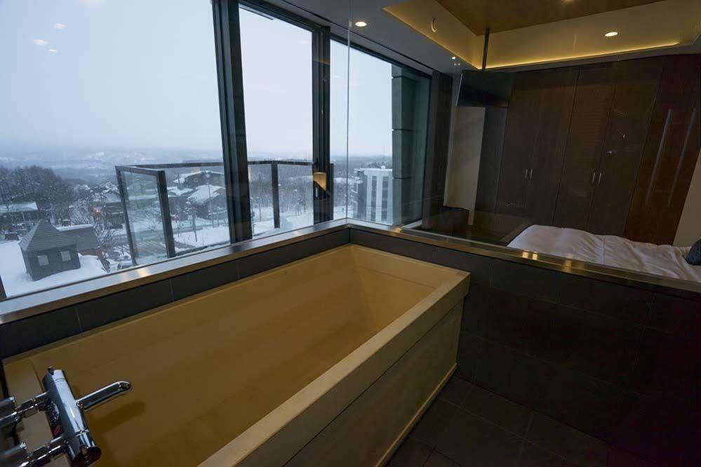 Miru Nozomi Views Aparthotel Кучан Екстериор снимка